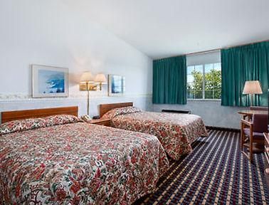Traveler Inn スターリング 部屋 写真