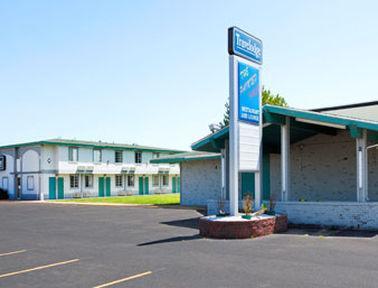 Traveler Inn スターリング エクステリア 写真